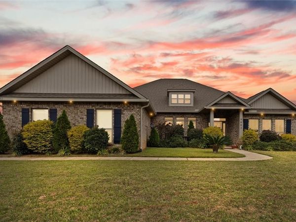 9002 Amelia Drive, Mobile, AL 36695