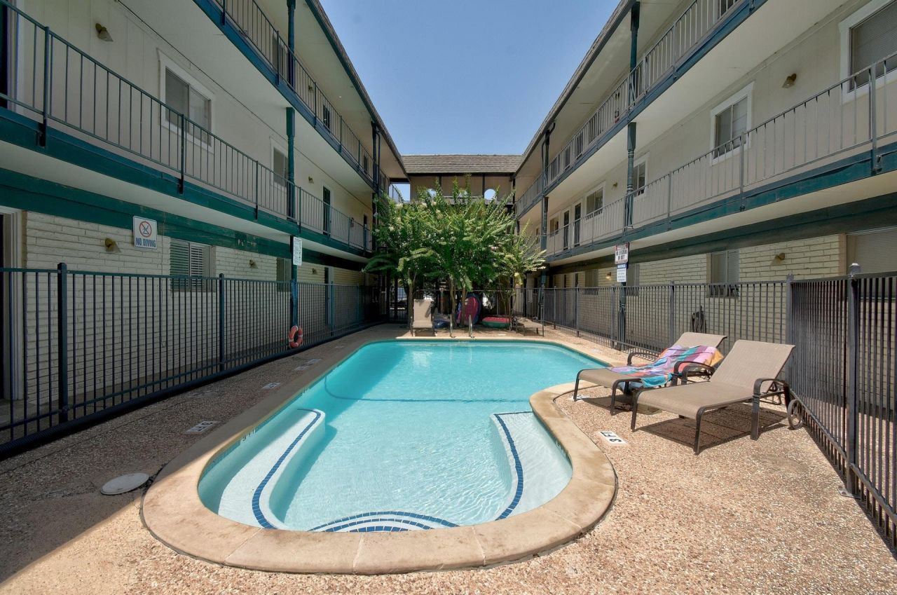 1725 Toomey Rd, Unit 304, Austin, TX 78704 Main Photo