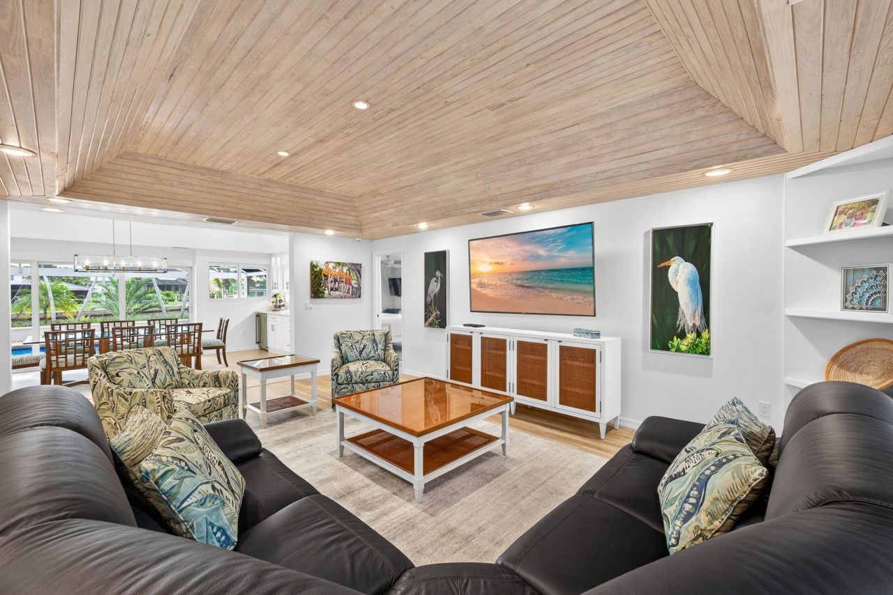 819 Tulip Ln, Sanibel, FL 33957 Photo