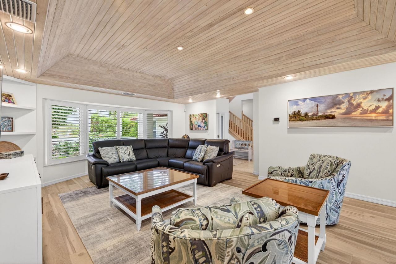 819 Tulip Ln, Sanibel, FL 33957 Photo