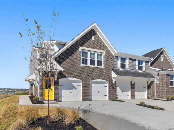 443 Chambers Bay Place, Unit 13305, Turtle Creek Twp, OH 45036