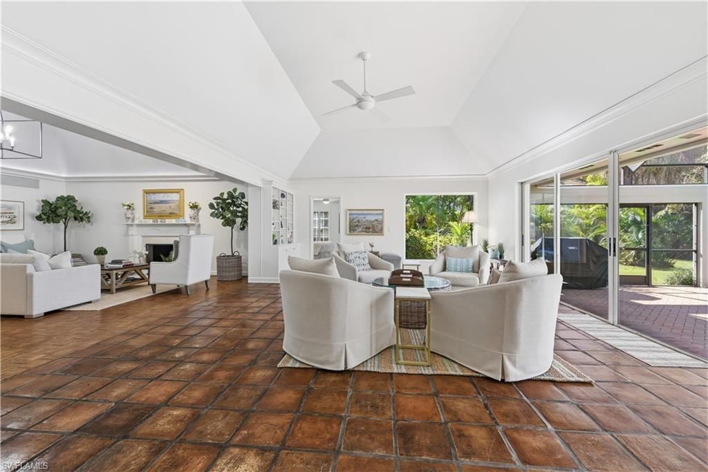 2700 Lantern Ln, Naples, FL 34102 Photo