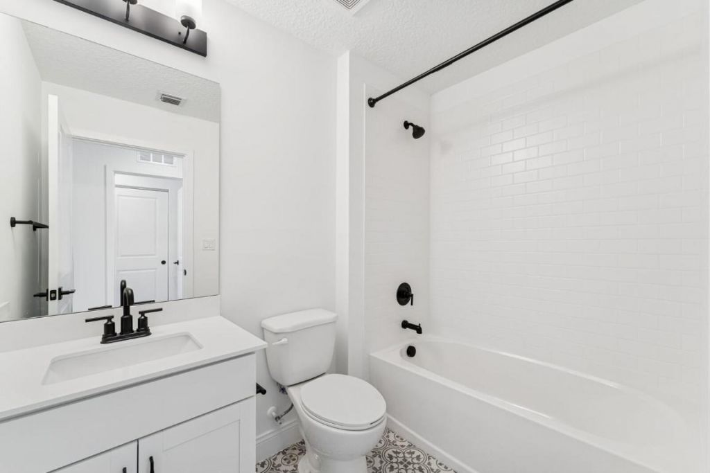 188 SE Birch Terrace, Unit 313, Stuart, FL 34997 Photo