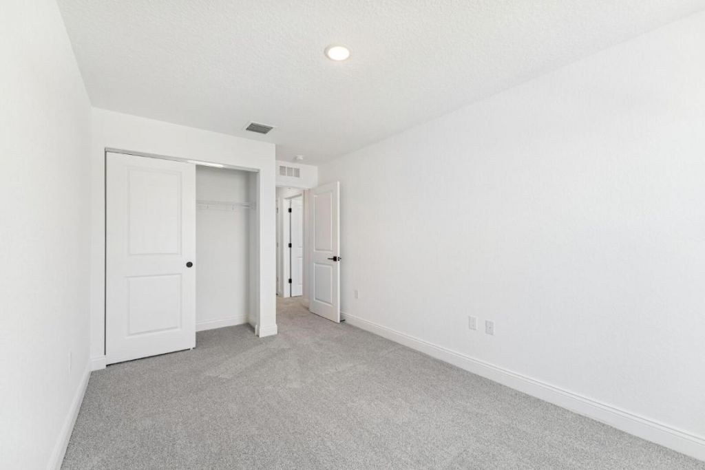188 SE Birch Terrace, Unit 313, Stuart, FL 34997 Photo