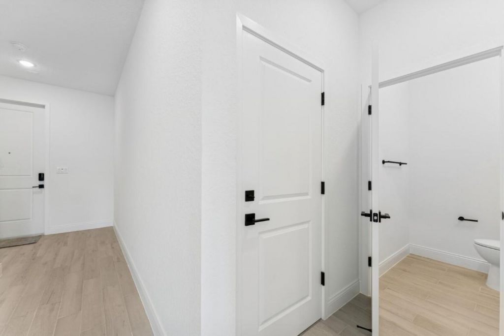 188 SE Birch Terrace, Unit 313, Stuart, FL 34997 Photo