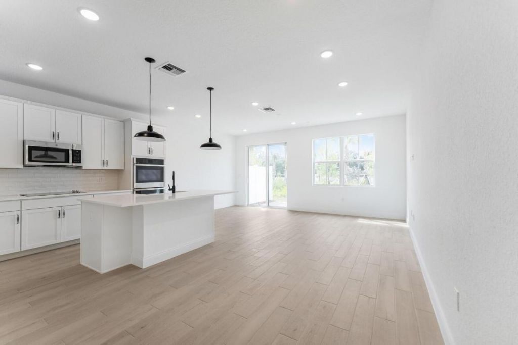 188 SE Birch Terrace, Unit 313, Stuart, FL 34997 Photo