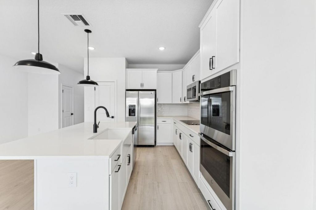 188 SE Birch Terrace, Unit 313, Stuart, FL 34997 Photo
