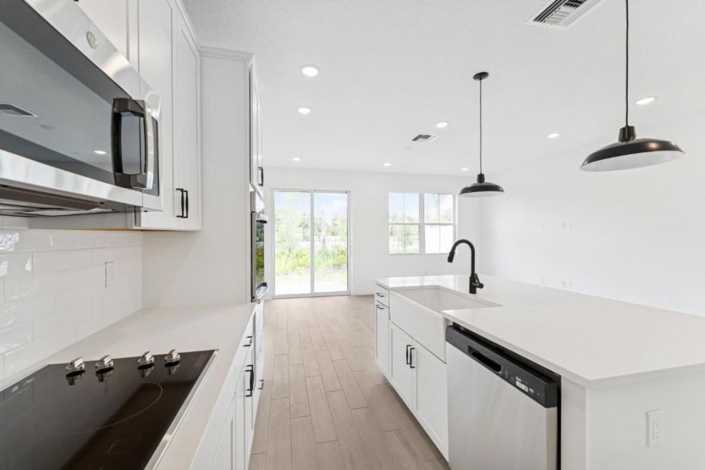 188 SE Birch Terrace, Unit 313, Stuart, FL 34997 Photo