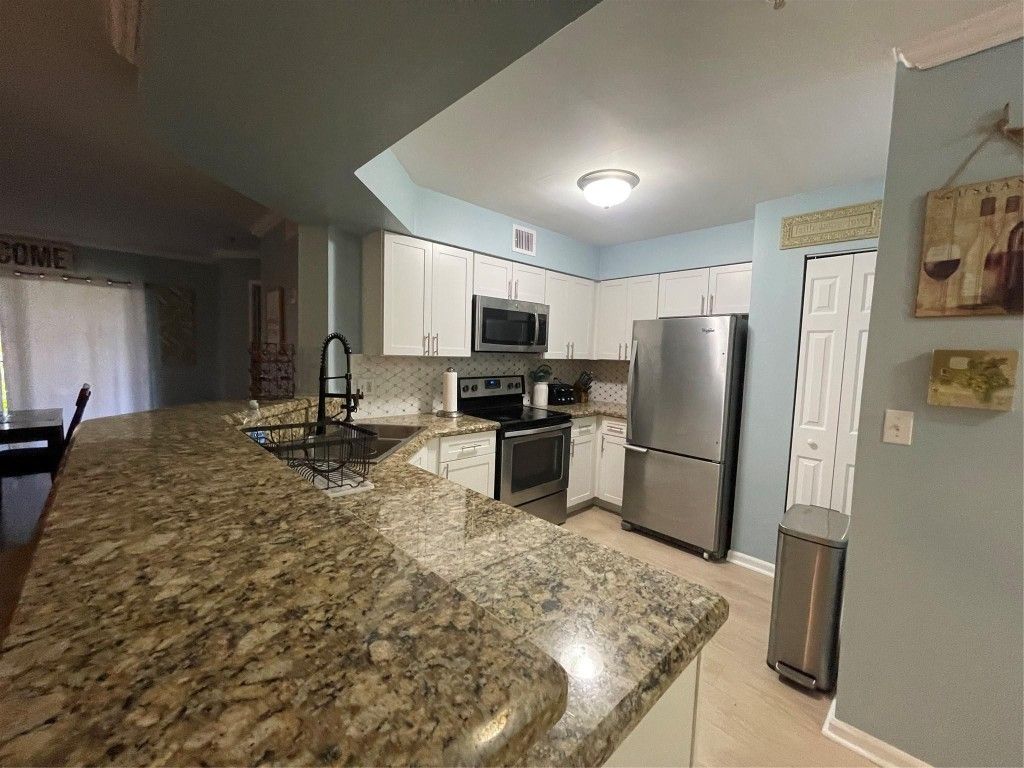 200 Scotia Dr, Unit 305, Hypoluxo, FL 33462 Photo