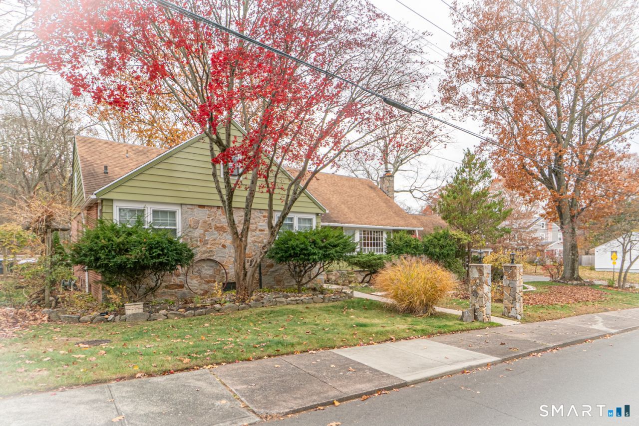 224 Ray, New Haven, CT 06515 Main Photo