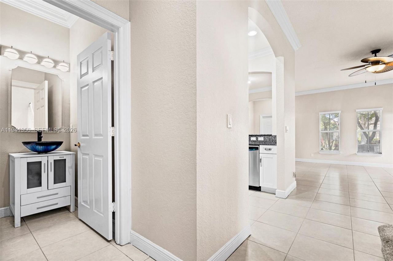 2501 SW 99th Way, Miramar, FL 33025 Photo