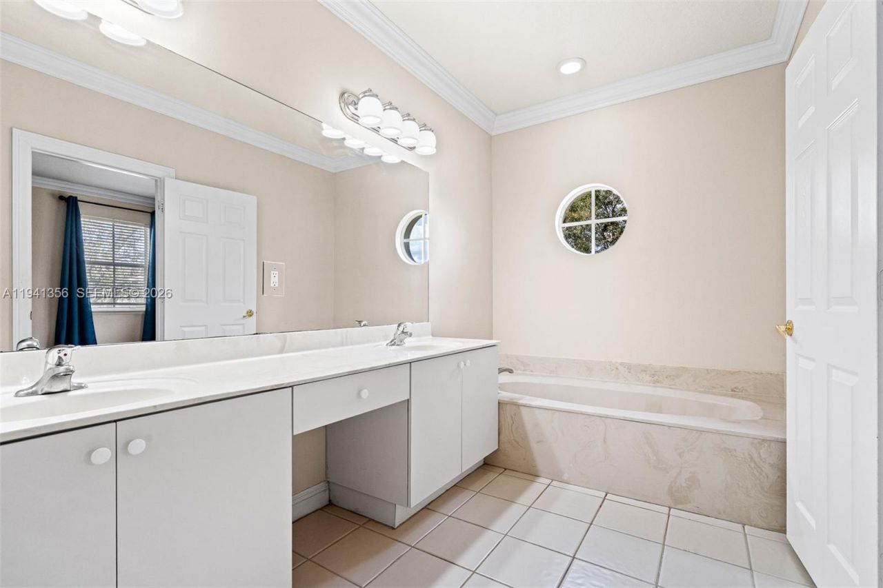 2501 SW 99th Way, Miramar, FL 33025 Photo