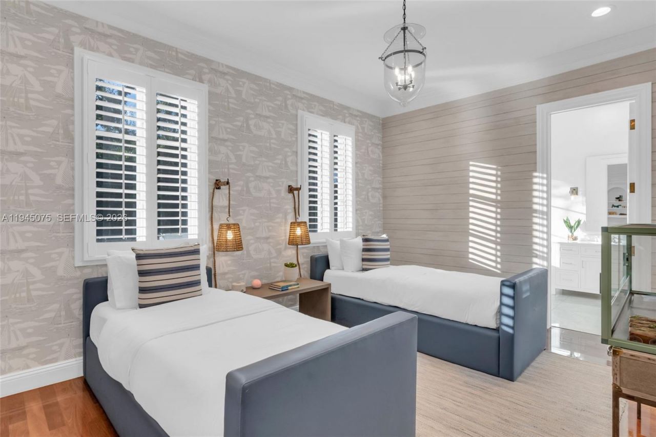 7426 SW 49th Pl, Miami, FL 33143 Photo