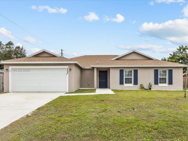 2898 SW Ortega St, Port St. Lucie, FL 34953