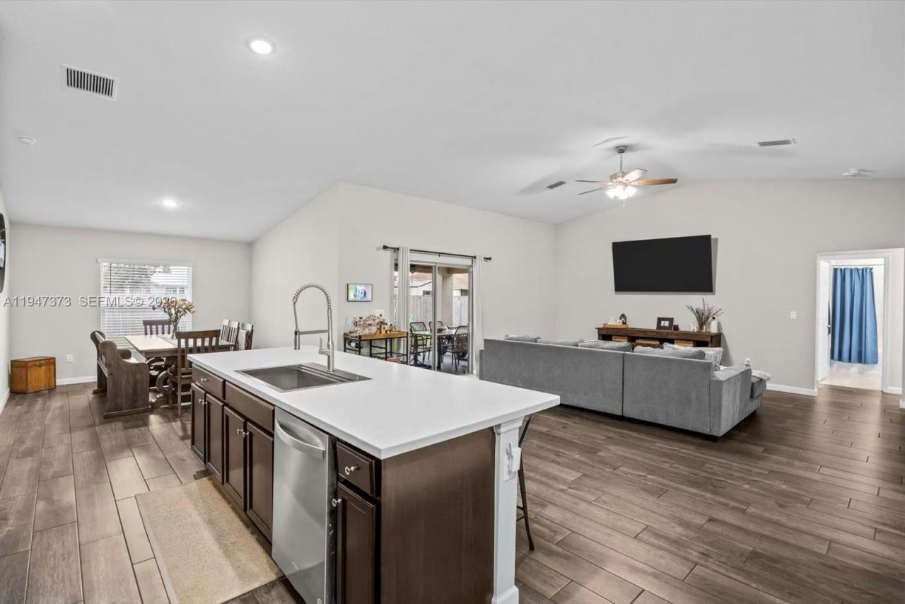 2898 SW Ortega St, Port Saint Lucie, FL 34953 Photo