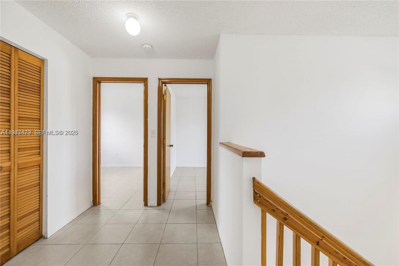 13723 SW 160th Ter, Miami, FL 33177 Photo