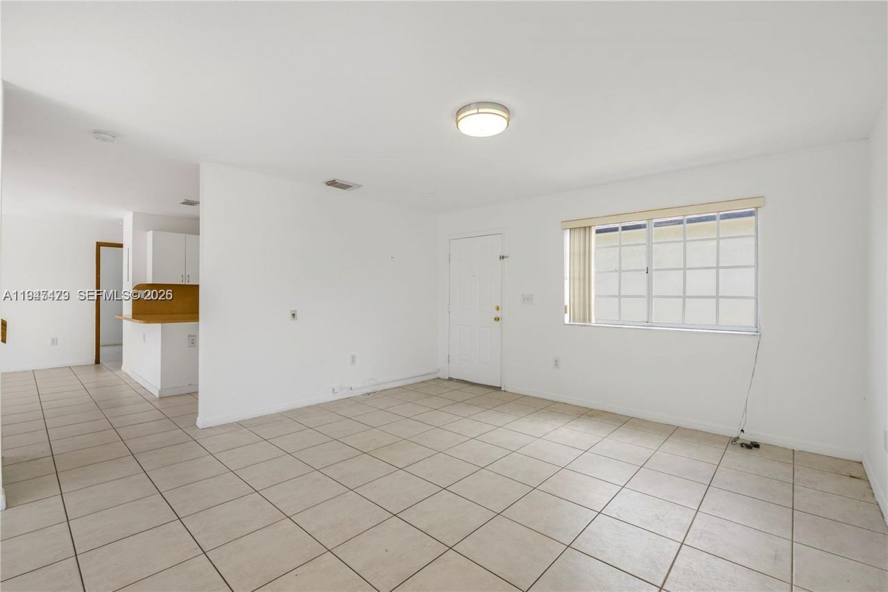 13723 SW 160th Ter, Miami, FL 33177 Photo