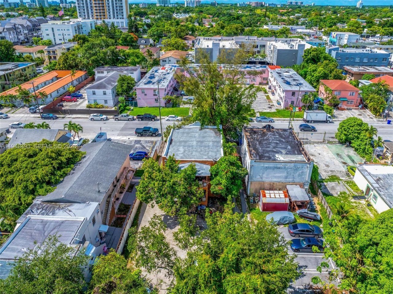 959 SW 6th St, Miami, FL 33130 Photo