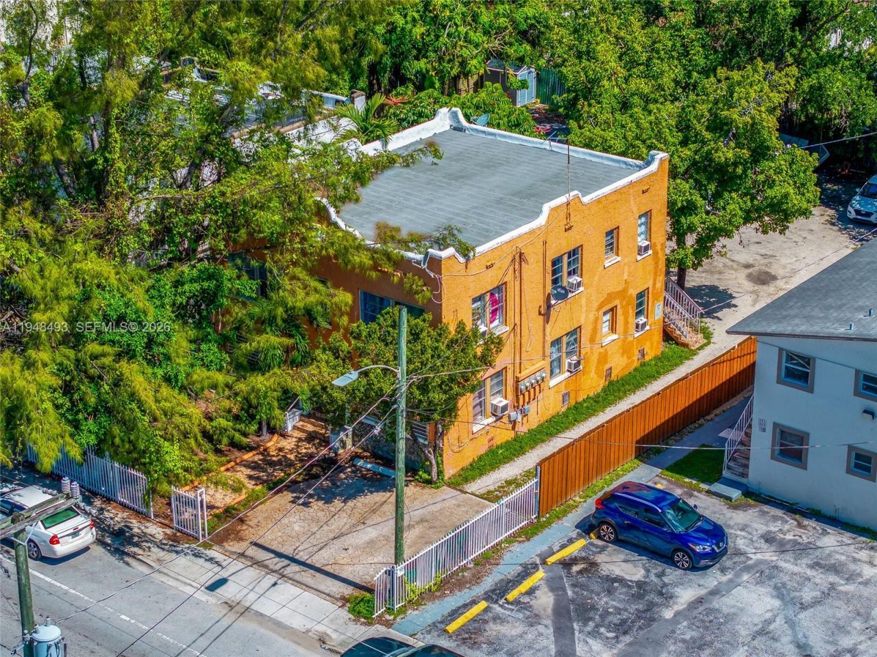 959 SW 6th St, Miami, FL 33130 Photo