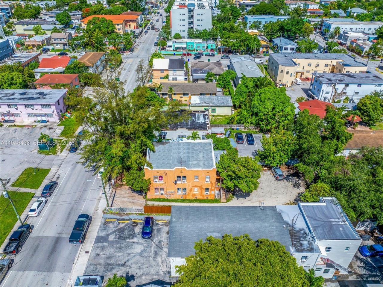 959 SW 6th St, Miami, FL 33130 Photo