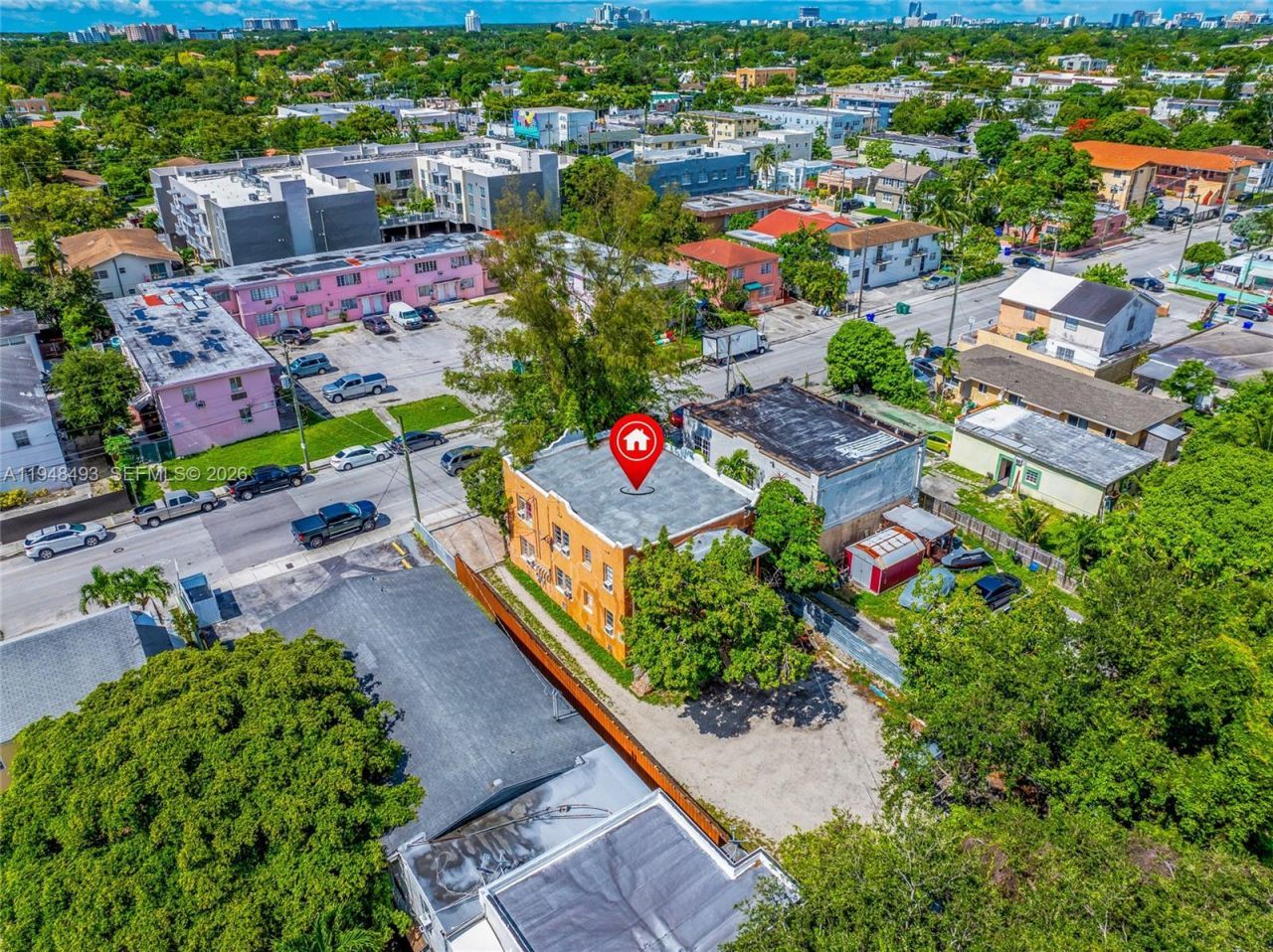 959 SW 6th St, Miami, FL 33130 Photo