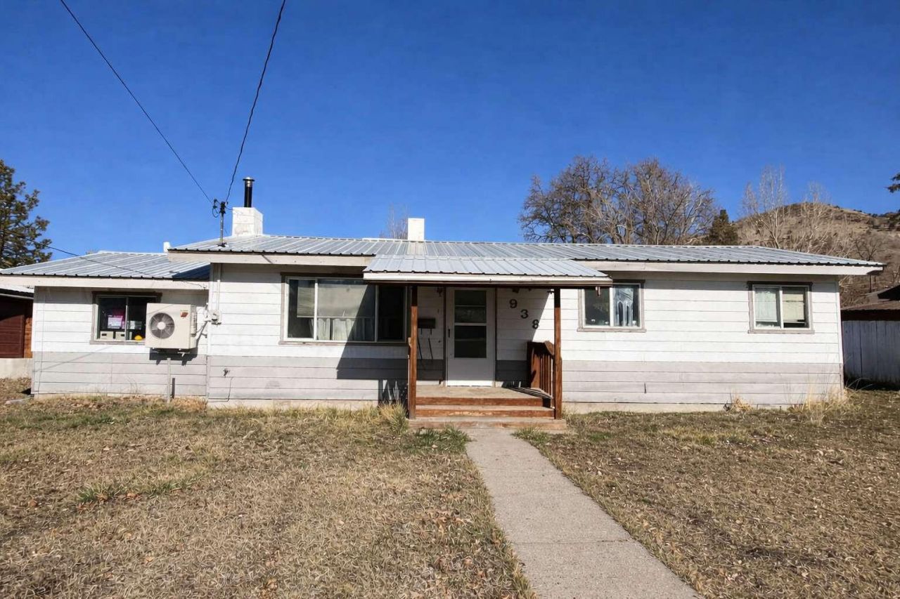 938 Millview Street, Lakeview, OR 97630 Main Photo