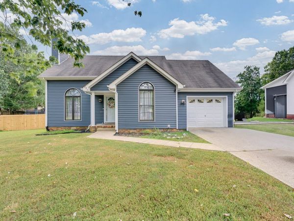 326 Lancaster Rd , Clarksville, TN 37042