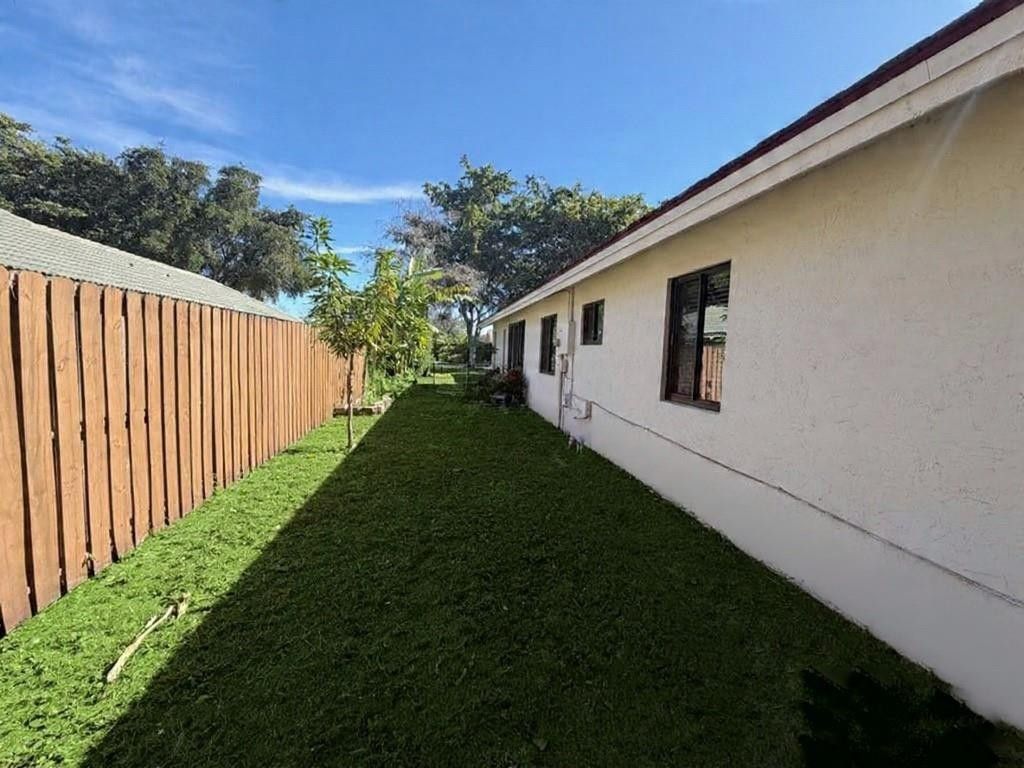 1512 NW 93rd Terrace, Coral Springs, FL 33071 Photo