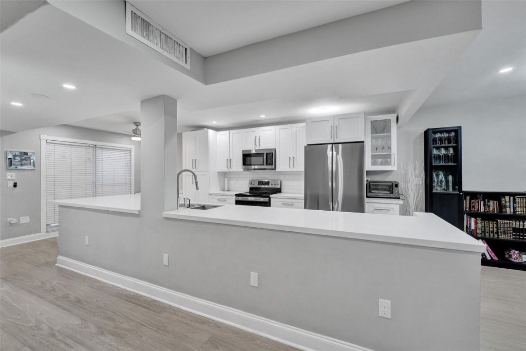 3301 Raleigh St, Unit 4B, Hollywood, FL 33021 Photo