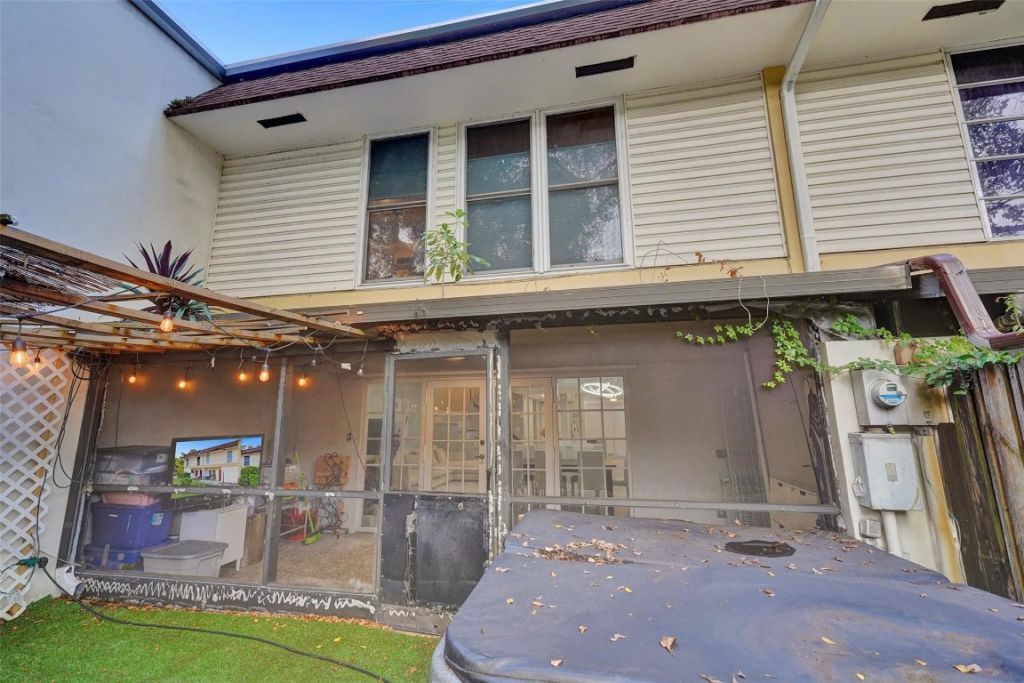 3301 Raleigh St, Unit 4B, Hollywood, FL 33021 Photo