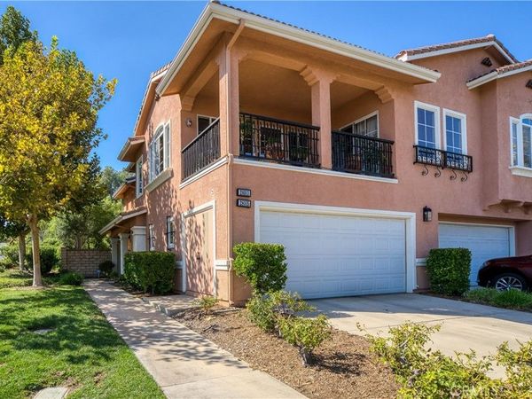 28003 Dickason, Valencia, CA 91354