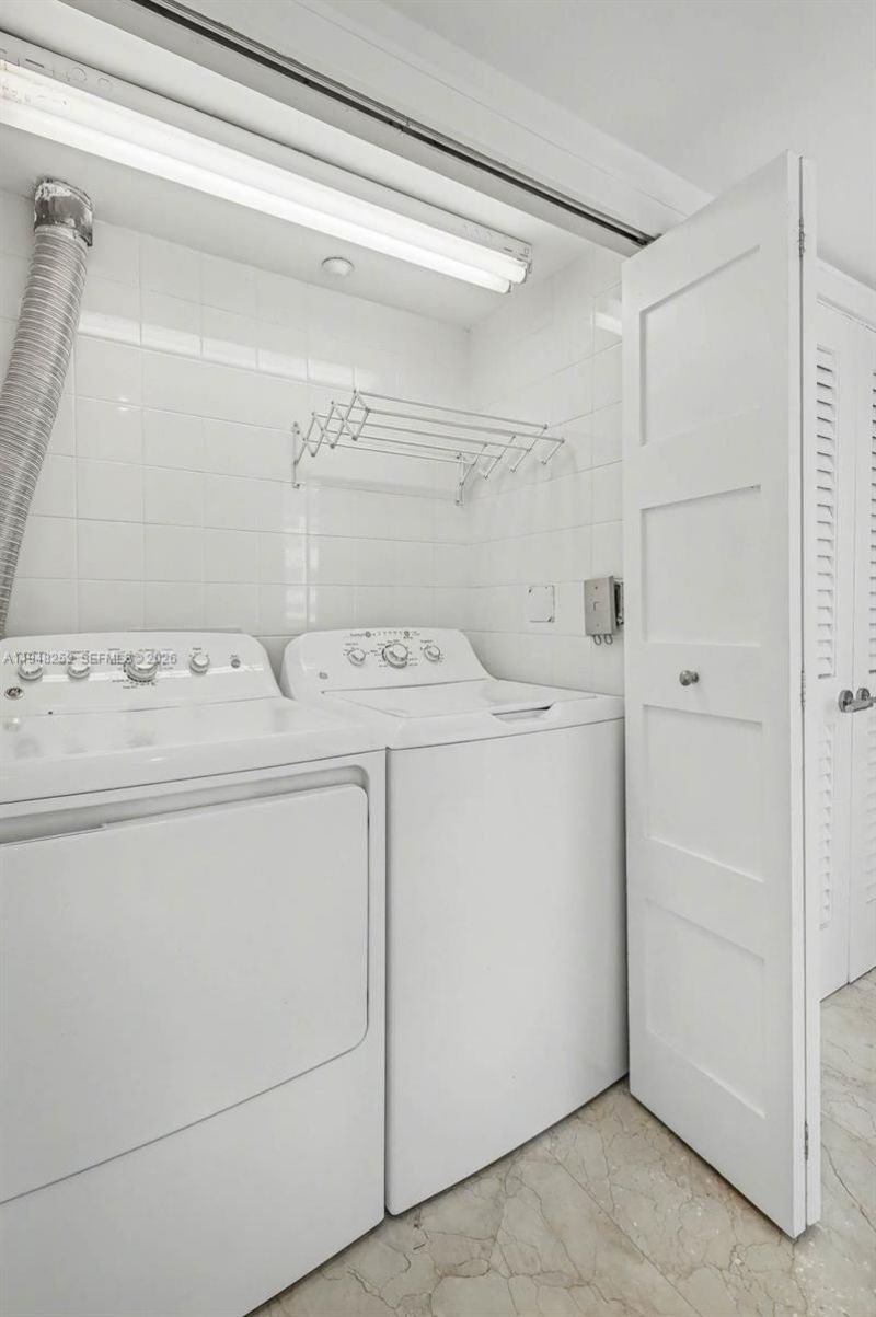 5025 Collins Ave, Unit 903, Miami Beach, FL 33140 Photo