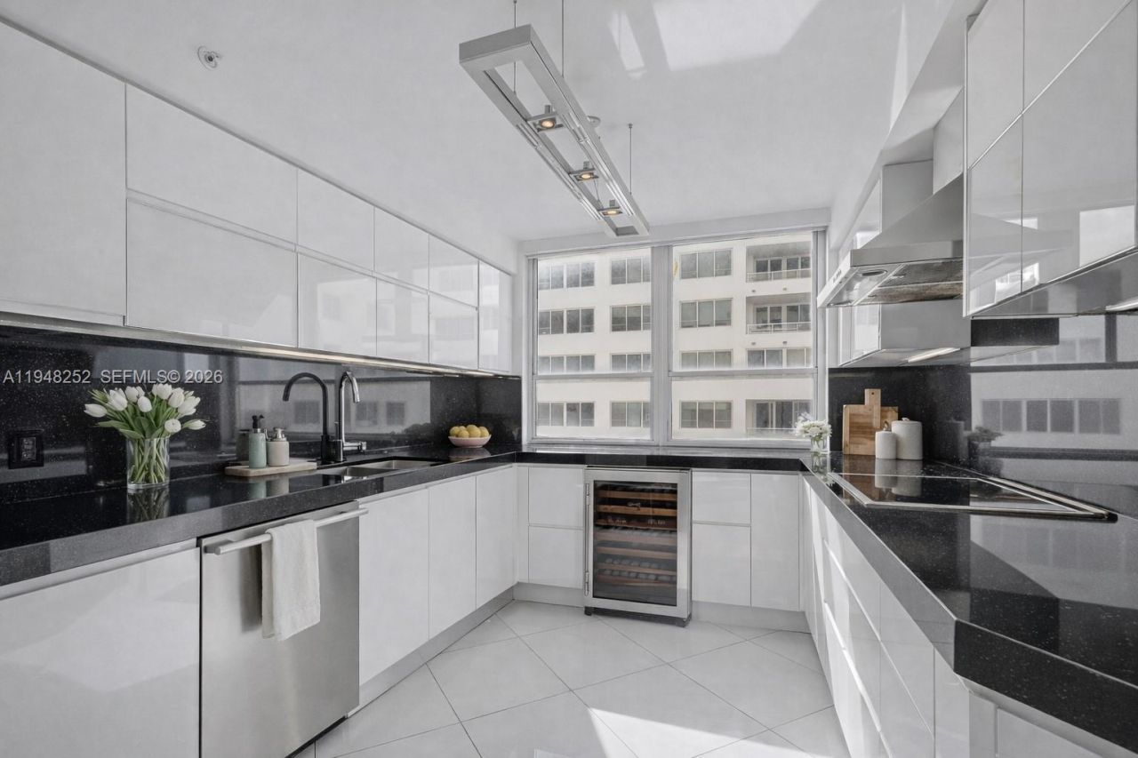 5025 Collins Ave, Unit 903, Miami Beach, FL 33140 Photo