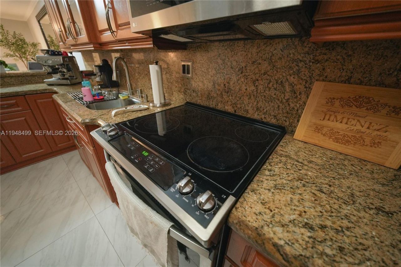 5445 W 27th Ln , Hialeah, FL 33016 Photo