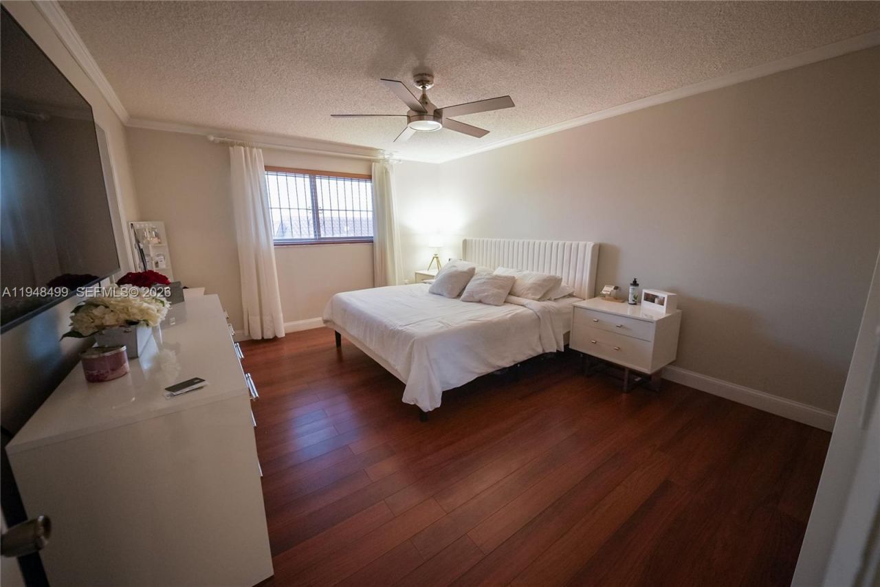 5445 W 27th Ln , Hialeah, FL 33016 Photo