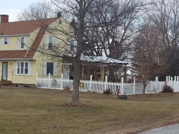 1640 170 Avenue, Reynolds, IL 61279