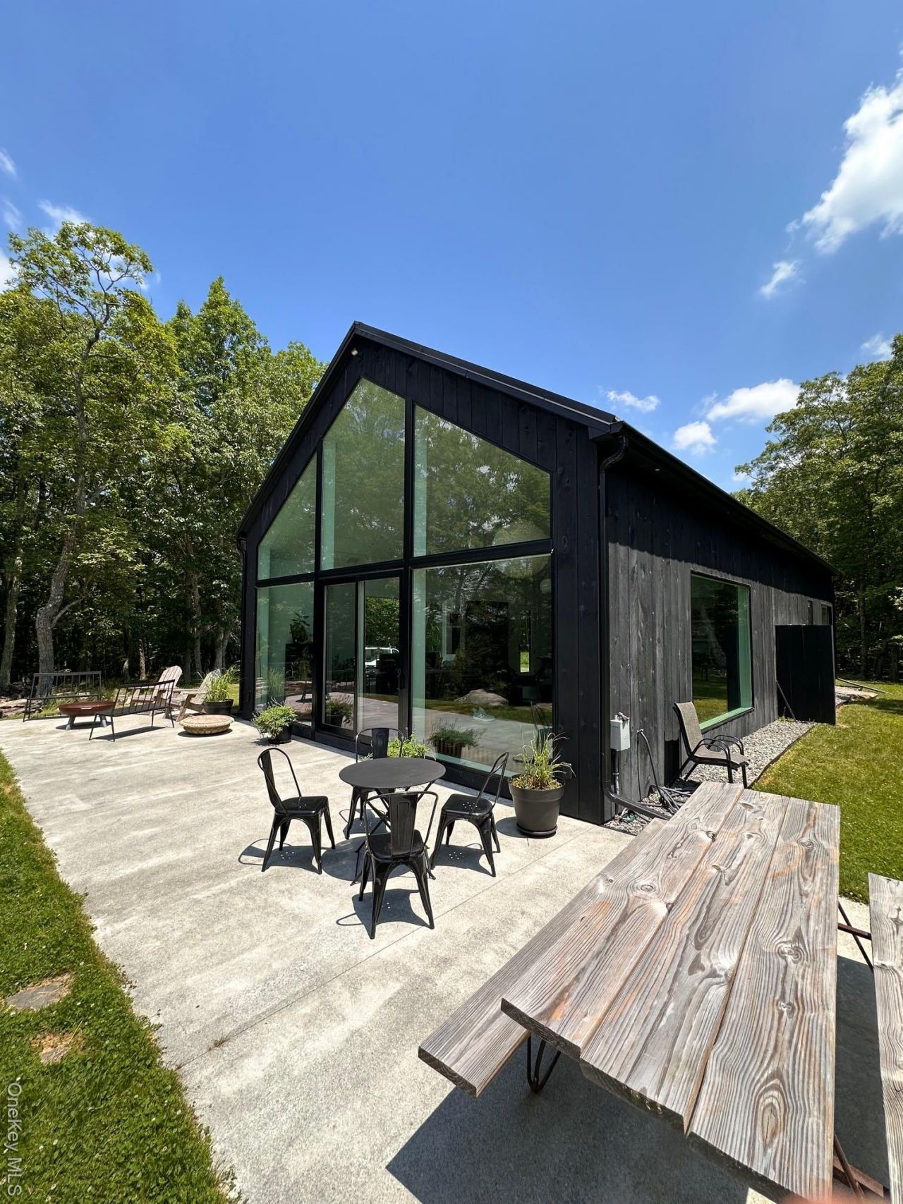 385 Evergreen Lane, Narrowsburg, NY 12764 Main Photo