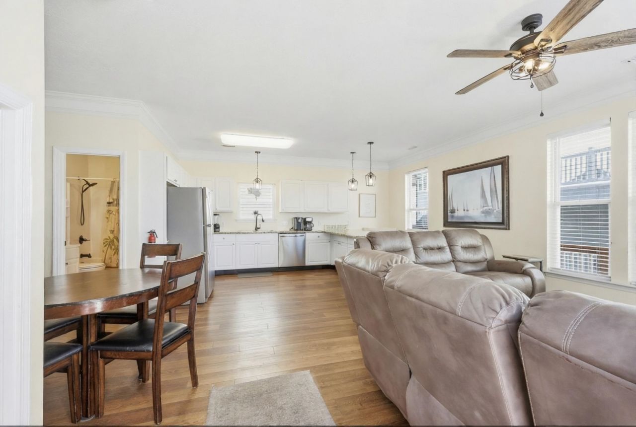 1171 Neptune Ln. Photo 11