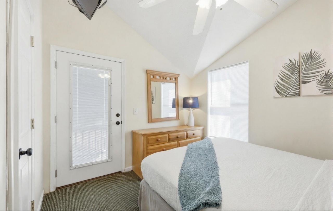 1171 Neptune Ln. Photo 17