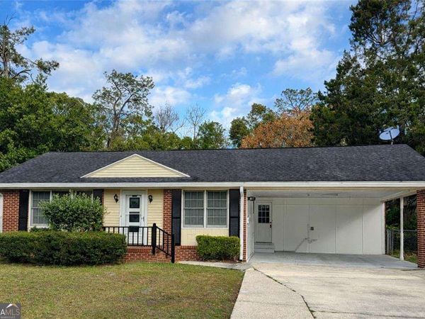 907 Euclid Avenue, Waycross, GA 31501