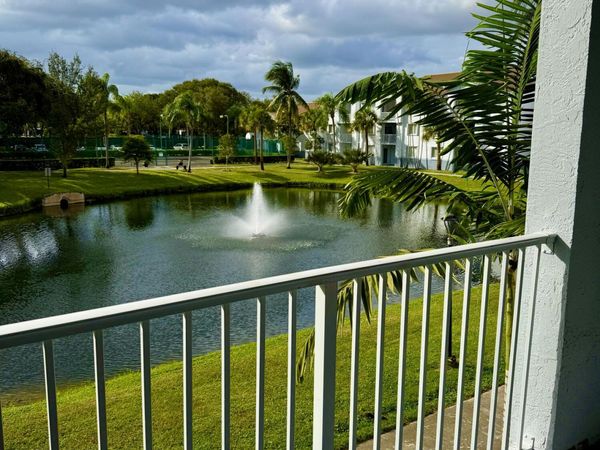 2600 S University Drive, Unit 224, Davie, FL 33328