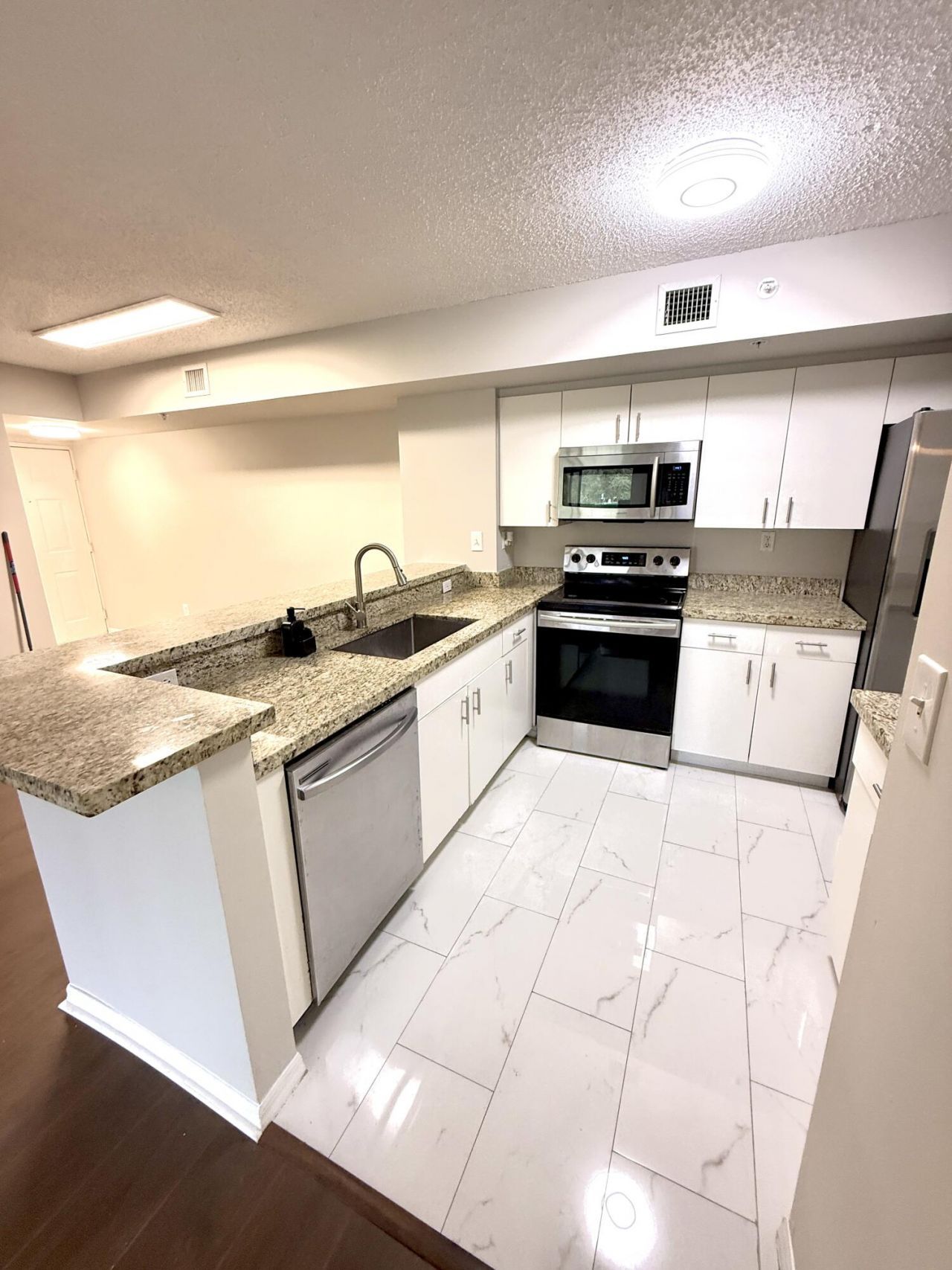 2600 S University Drive, Unit 224, Davie, FL 33328 Photo