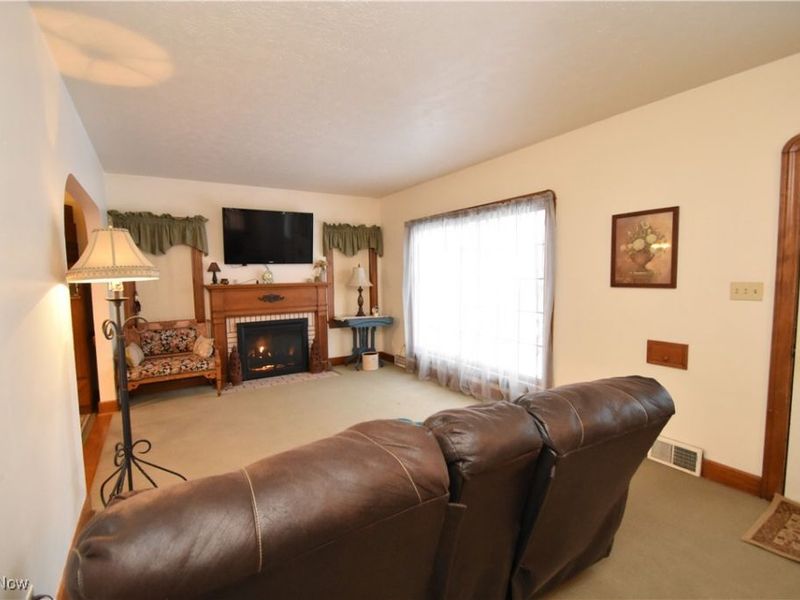 63 Clifton Drive, Boardman, OH 44512 Photo 4