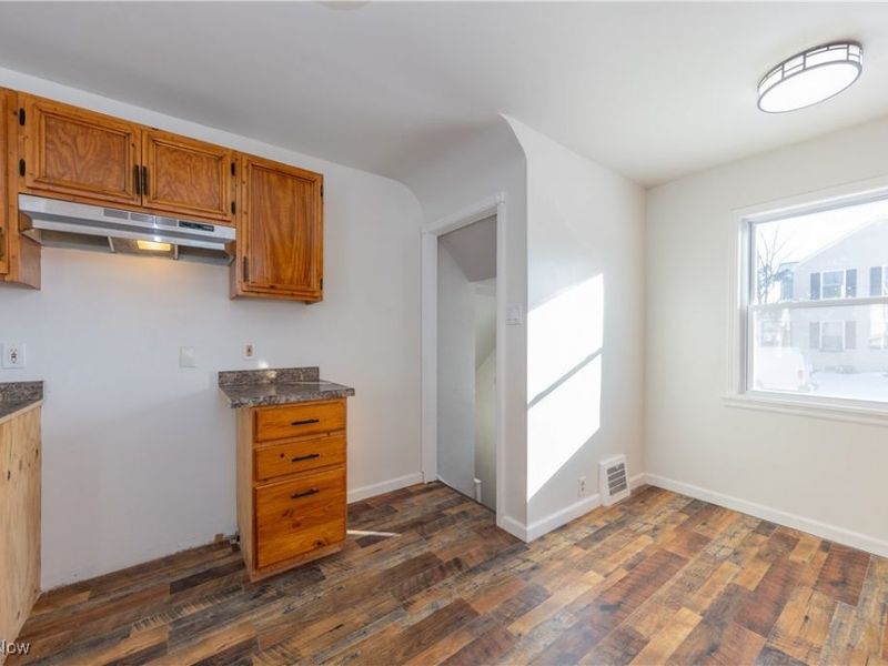 464 E 250th Street, Euclid, OH 44132 Photo 14