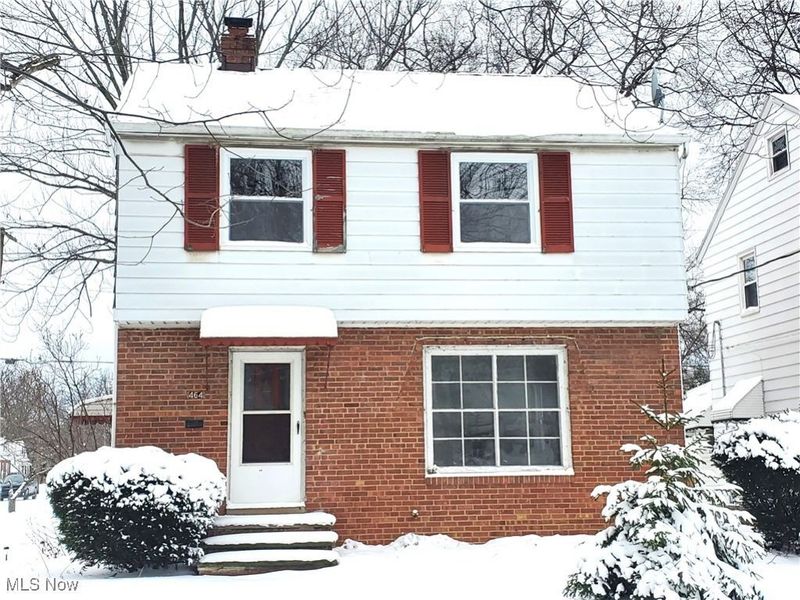 464 E 250th Street, Euclid, OH 44132 Photo 3