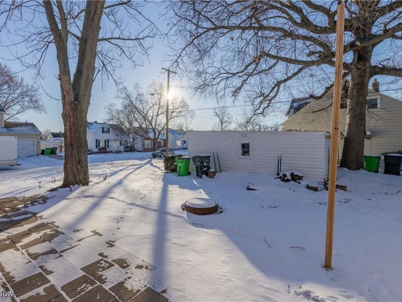 464 E 250th Street, Euclid, OH 44132 Photo 37