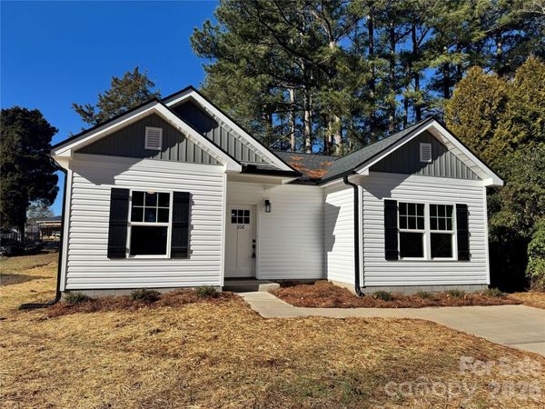 208 Pine Street, Rockwell, NC 28138