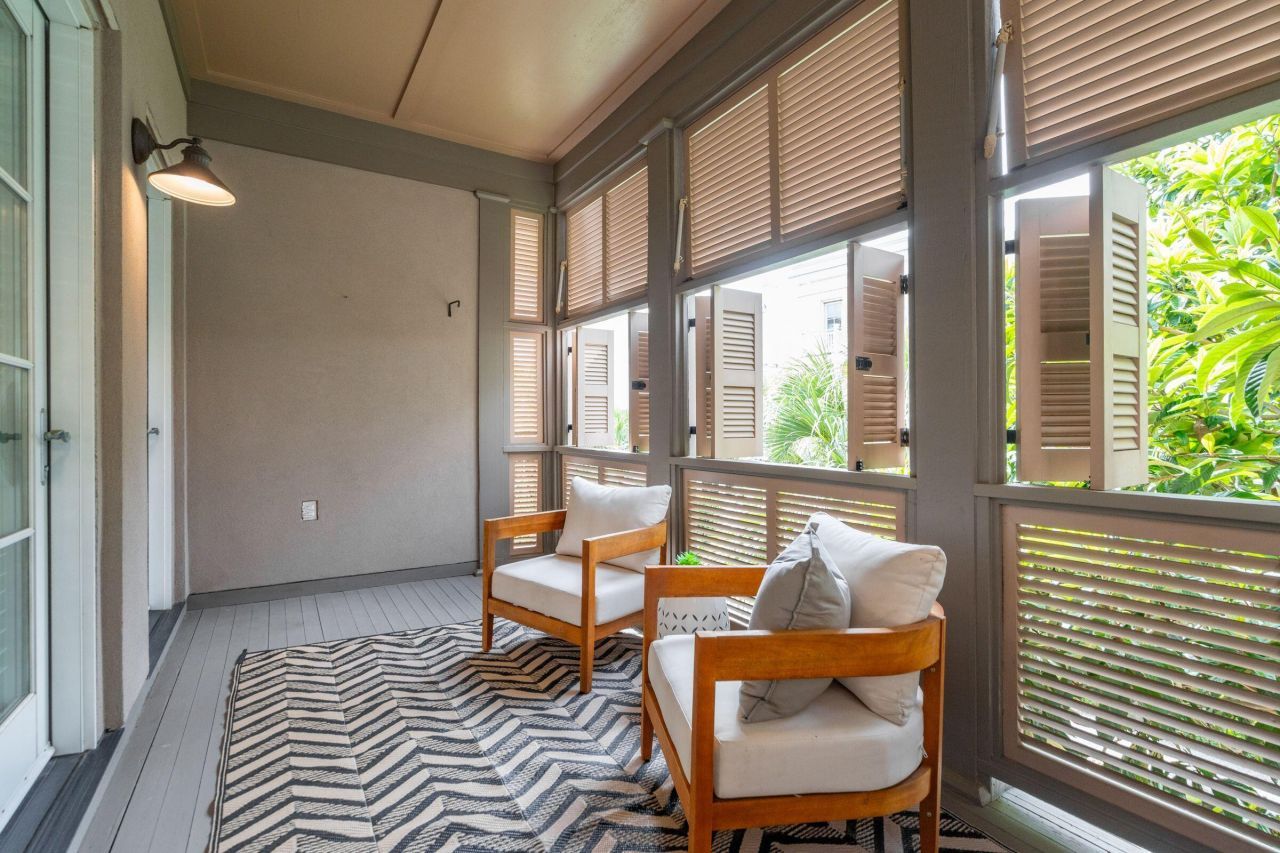 31 John Galt Way Photo 18