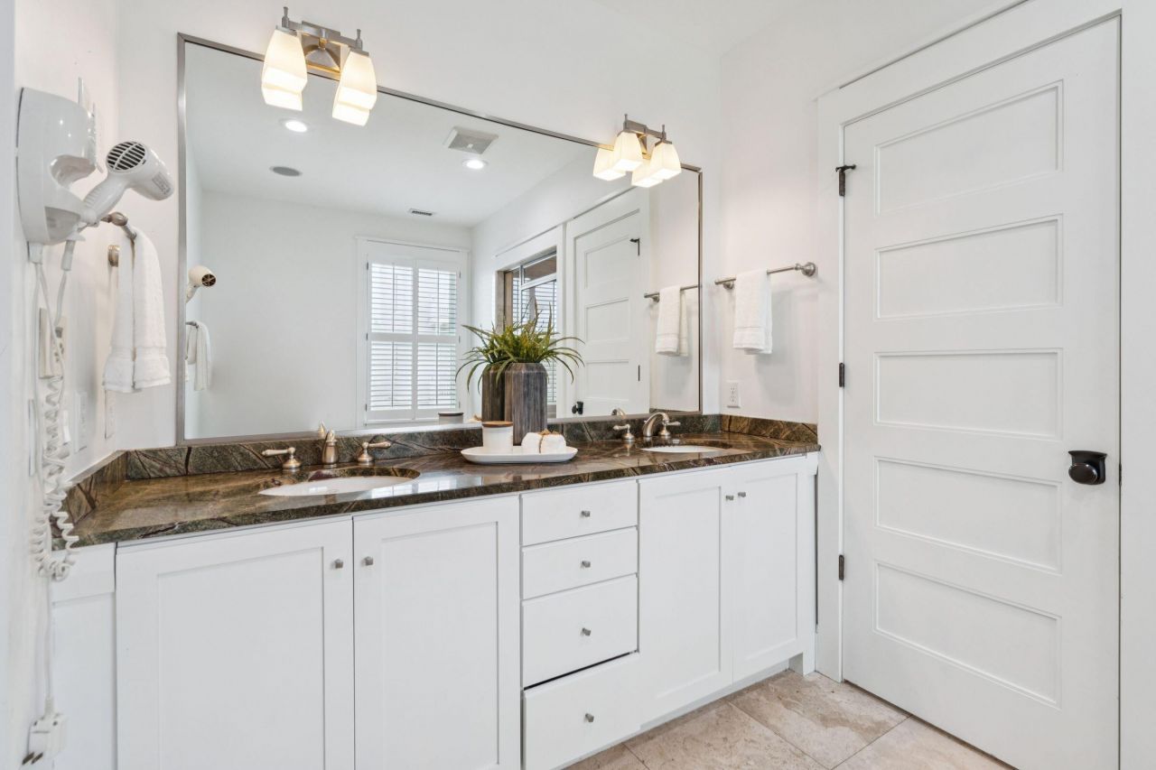 31 John Galt Way Photo 19