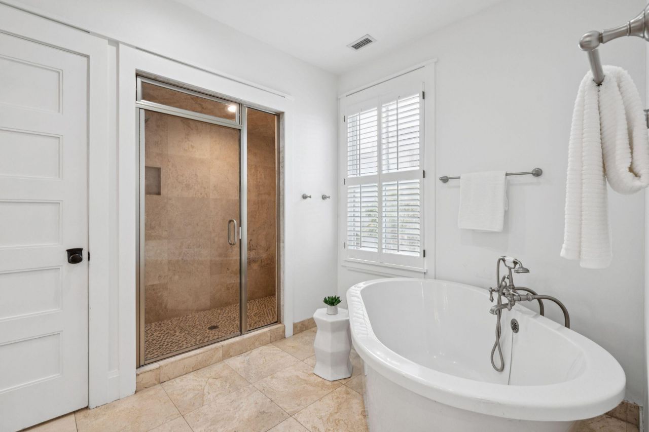 31 John Galt Way Photo 20